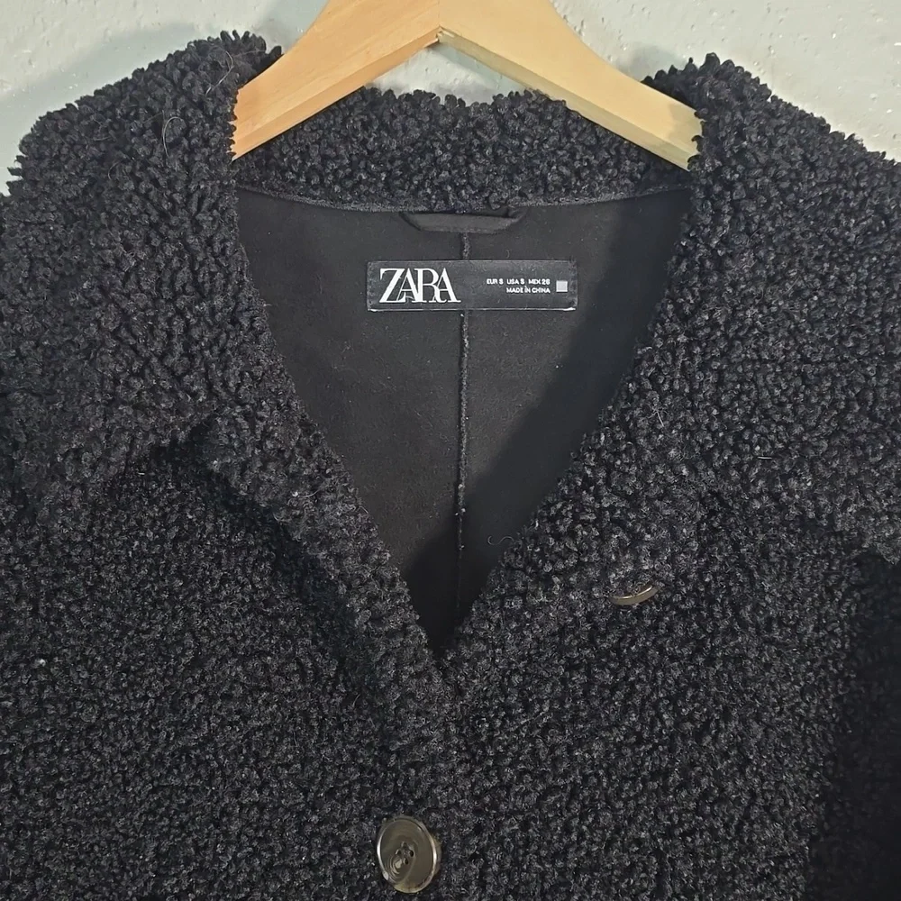 Zara Women's Black Teddy Coat